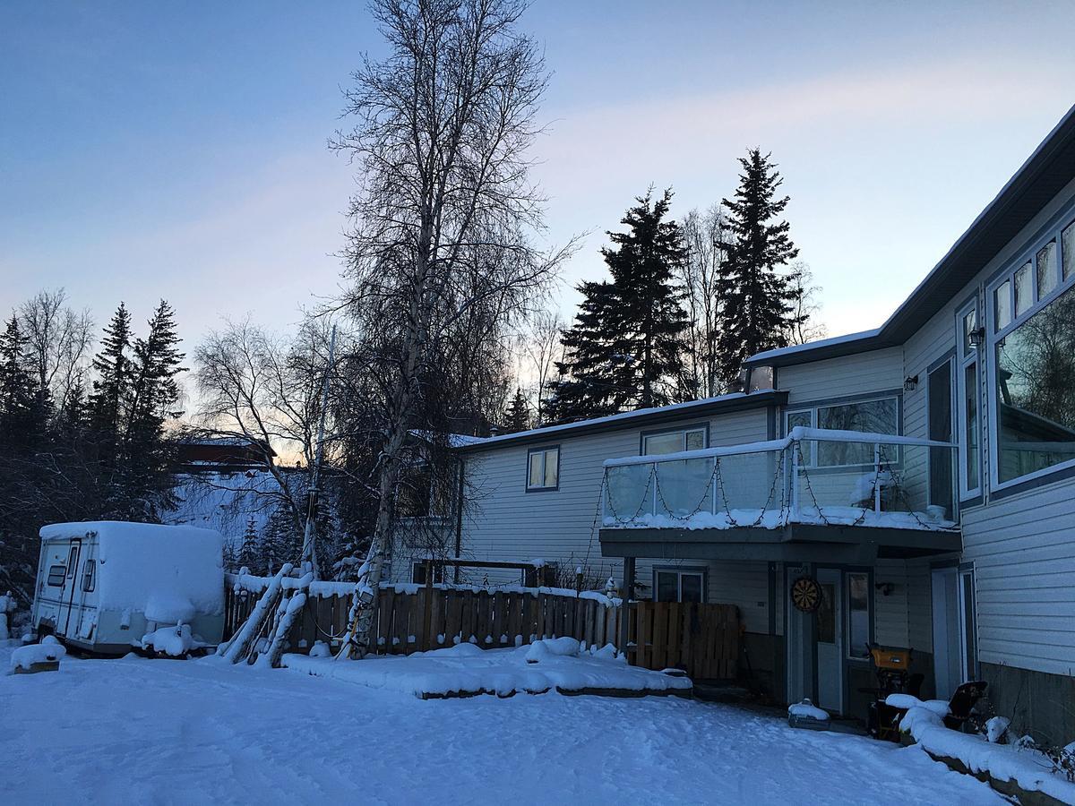 Mabuhay Lakeside Manor Bed & Breakfast Yellowknife Luaran gambar