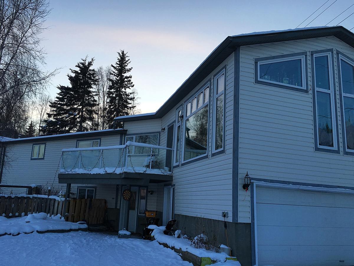 Mabuhay Lakeside Manor Bed & Breakfast Yellowknife Luaran gambar