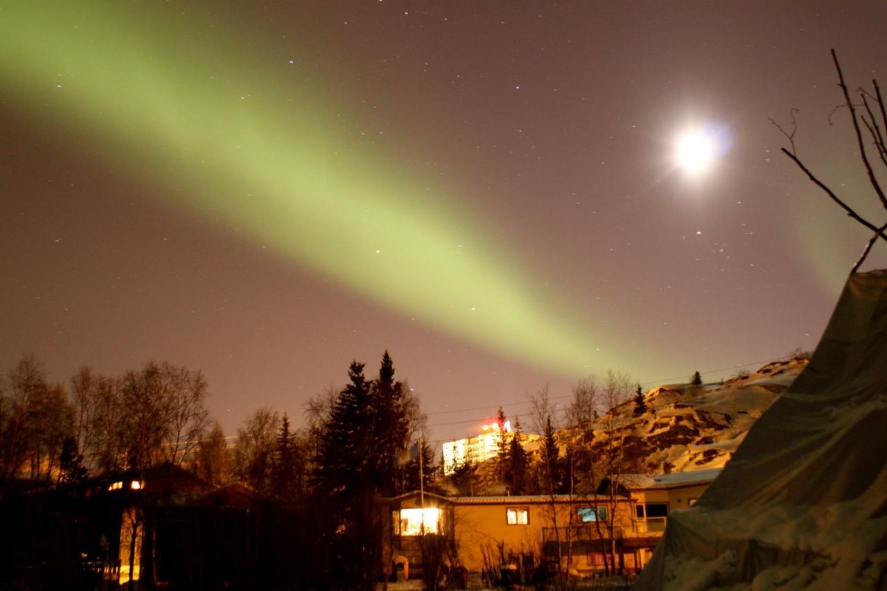 Mabuhay Lakeside Manor Bed & Breakfast Yellowknife Luaran gambar