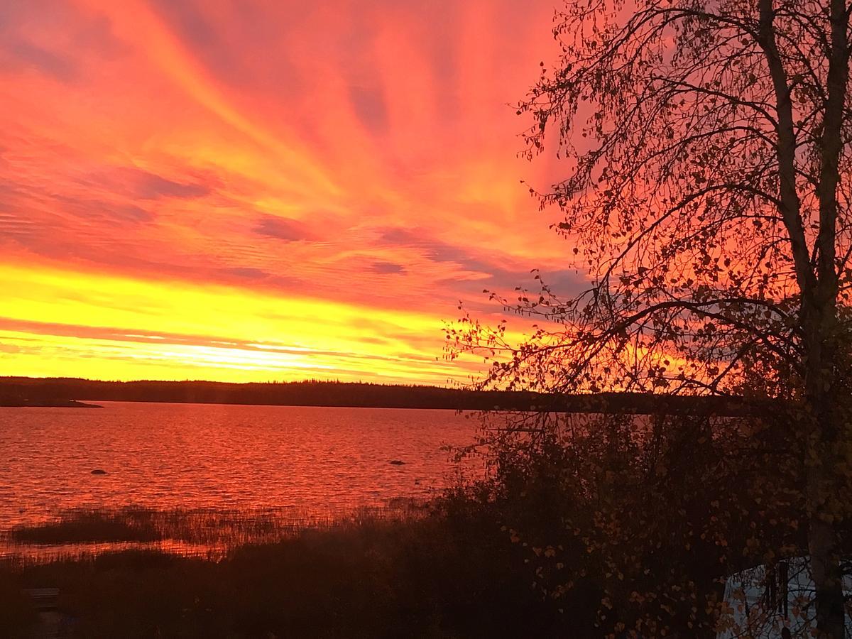 Mabuhay Lakeside Manor Bed & Breakfast Yellowknife Luaran gambar
