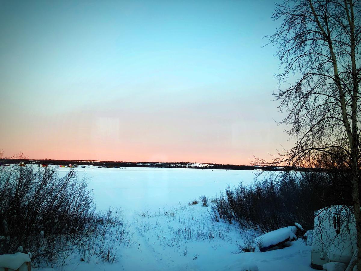 Mabuhay Lakeside Manor Bed & Breakfast Yellowknife Luaran gambar