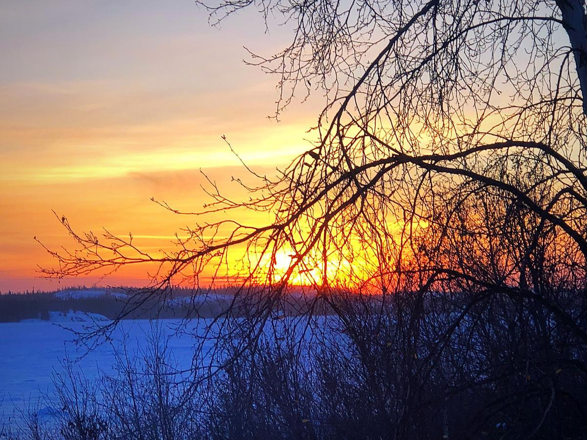 Mabuhay Lakeside Manor Bed & Breakfast Yellowknife Luaran gambar