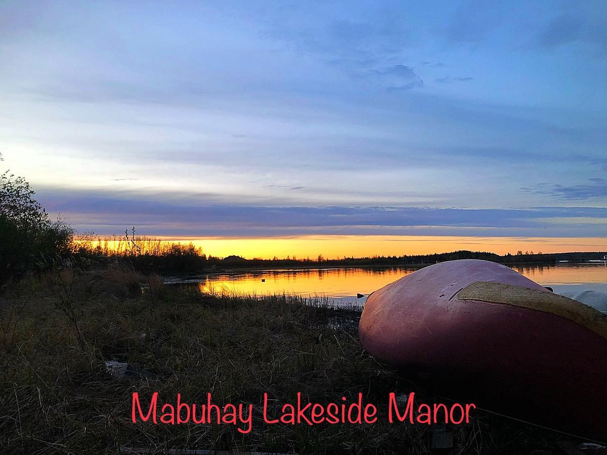 Mabuhay Lakeside Manor Bed & Breakfast Yellowknife Luaran gambar