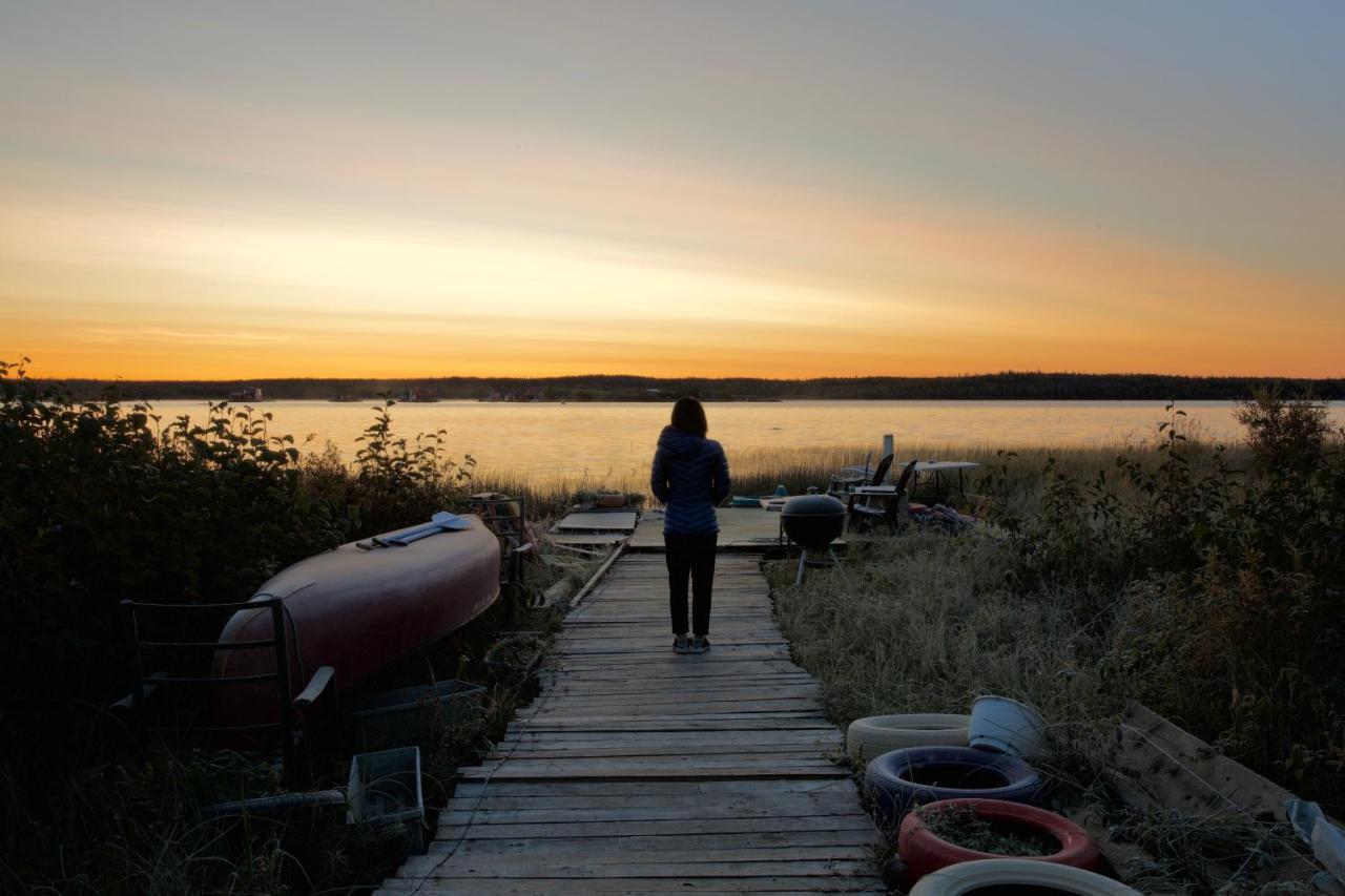 Mabuhay Lakeside Manor Bed & Breakfast Yellowknife Luaran gambar