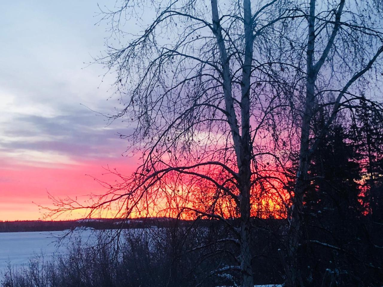 Mabuhay Lakeside Manor Bed & Breakfast Yellowknife Luaran gambar