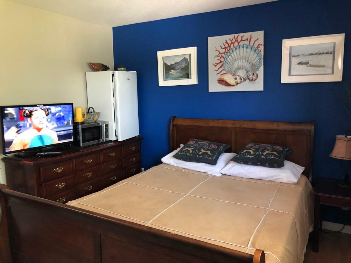 Mabuhay Lakeside Manor Bed & Breakfast Yellowknife Luaran gambar