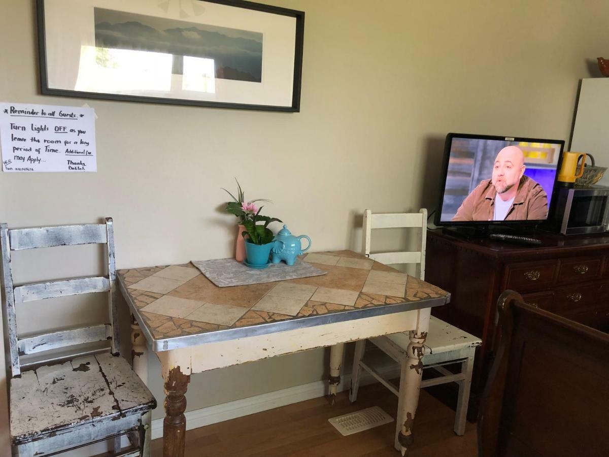 Mabuhay Lakeside Manor Bed & Breakfast Yellowknife Luaran gambar